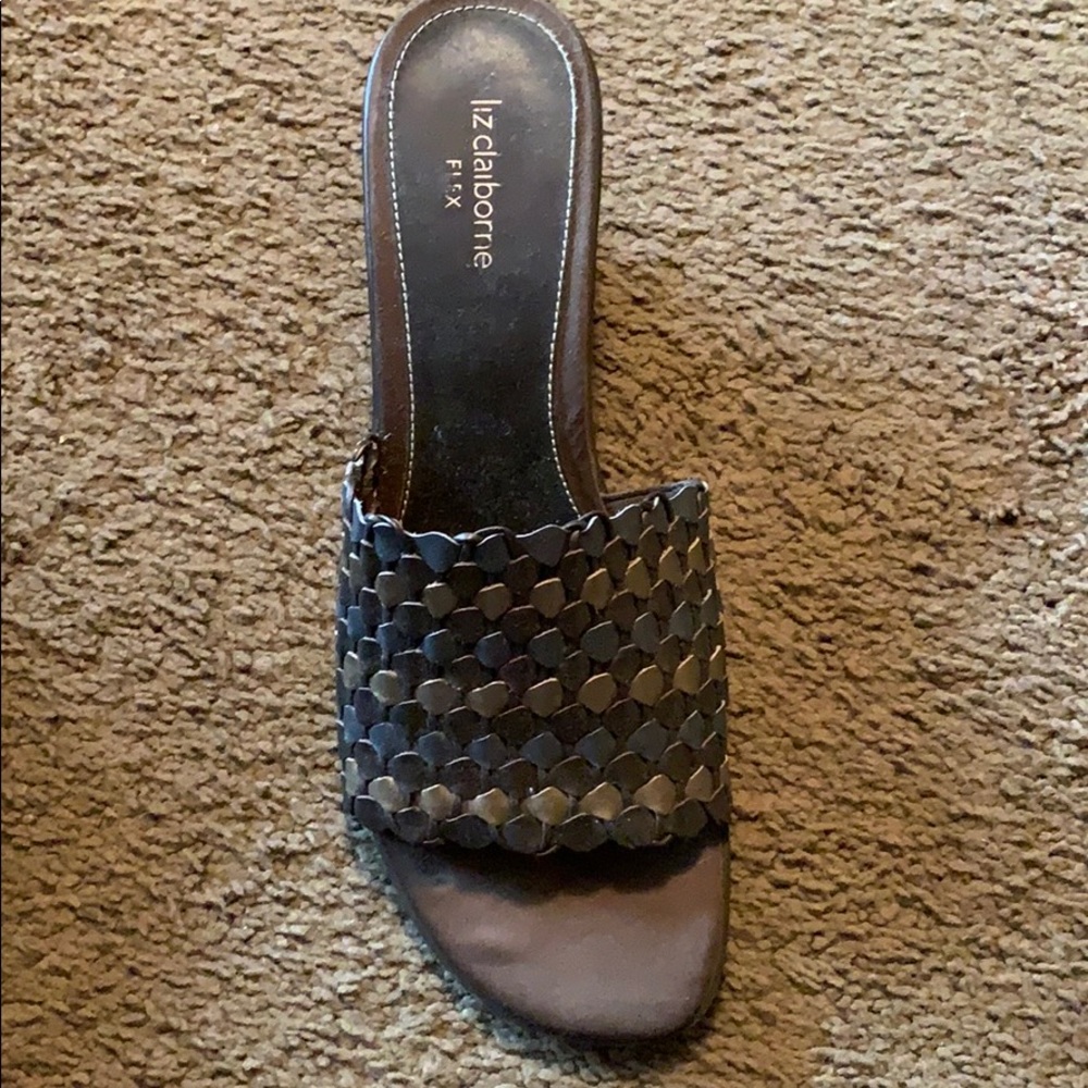 Shoes - Picture 2 of 5